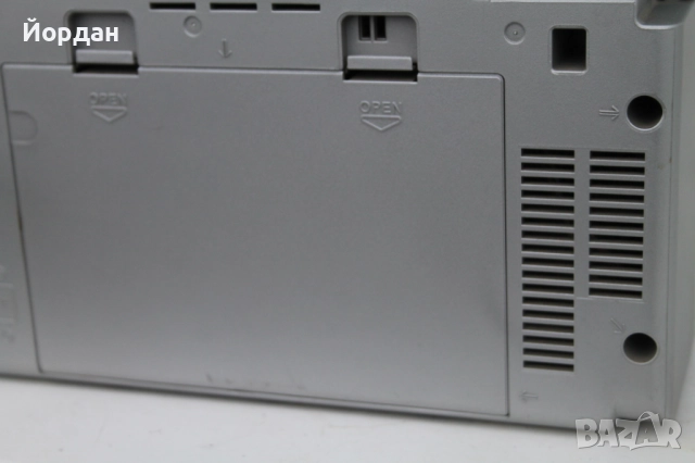 Радио касетофон ''Sony CFM 20L'', снимка 12 - Радиокасетофони, транзистори - 52367439