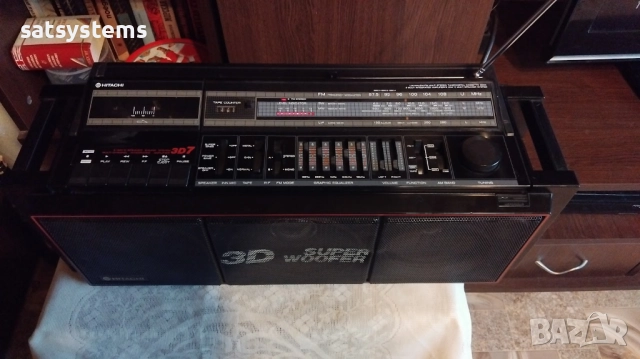 Радиокасетофон Hitachi TRK-7620E 3D Super Woofer, снимка 5 - Радиокасетофони, транзистори - 52943878