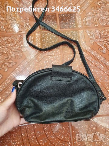 Дамска чантичка, снимка 2 - Чанти - 37743473