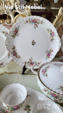 Огромен сервиз Royal Albert Moss Rose , снимка 11 - Сервизи - 53333665