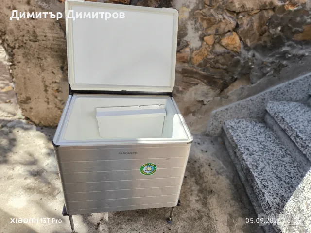 Продавам хладилник DOMETIK 40 l 12v 220v и газ, снимка 9 - Хладилни чанти - 55964058