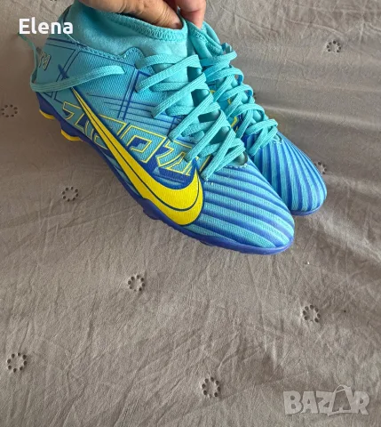Nike футболни обувки размер 34 стелка 21 см -20 евро 
