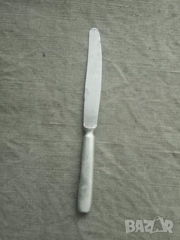 Продавам нож от царско време