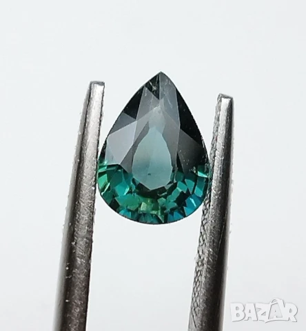Естествен нетретиран сапфир в зелено-синьо 1.02кт! Сертифициран! Нов!