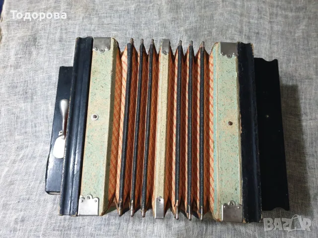 Старинна Тиролска хармоника RIGOLETTO, снимка 7 - Антикварни и старинни предмети - 49457925