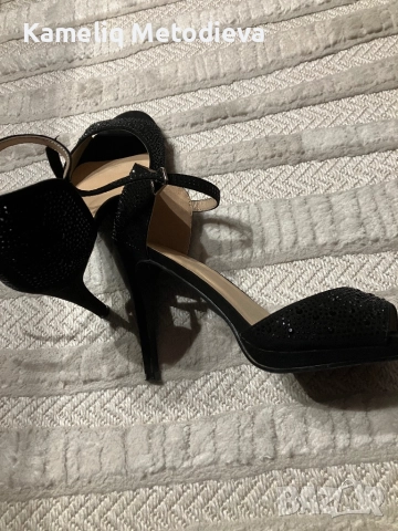 Дамски обувки на висок ток, снимка 4 - Дамски обувки на ток - 51489392