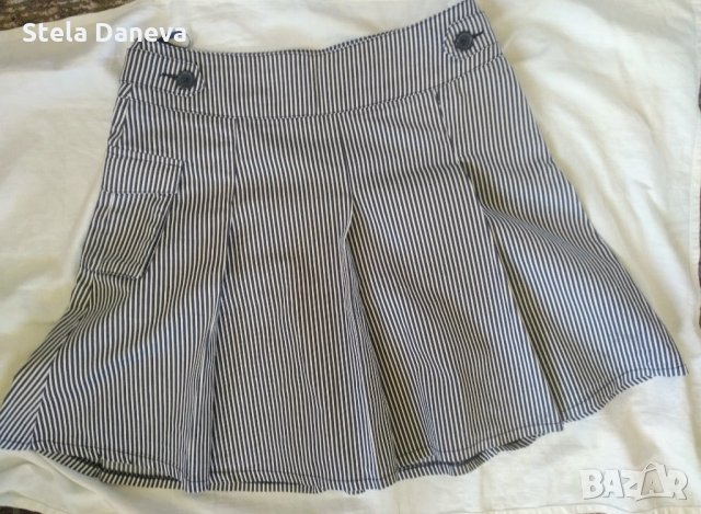 Раирана разкроена пола в тъмносиньо и бяло - раЗмер М, снимка 1