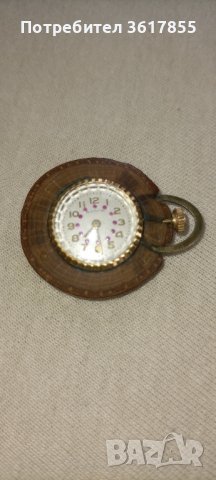 Волга механичен часовник позлата и рубини , снимка 4 - Други ценни предмети - 40495732