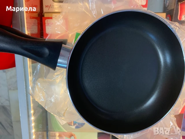 Немски тиган 20 см. / Незалепващо покритие, снимка 3 - Съдове за готвене - 51203617