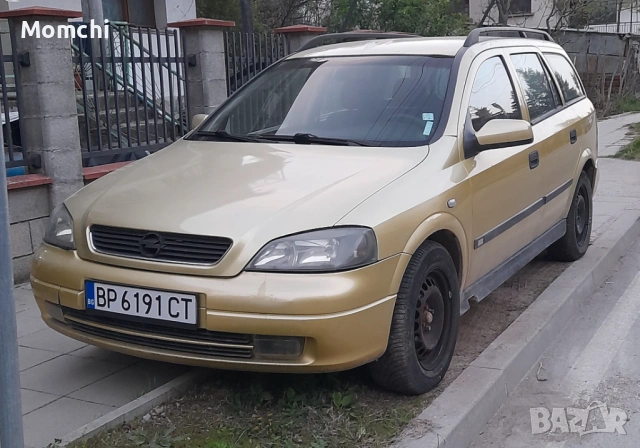 Опел Астра 1.6MI Автомат, снимка 2 - Автомобили и джипове - 54220663