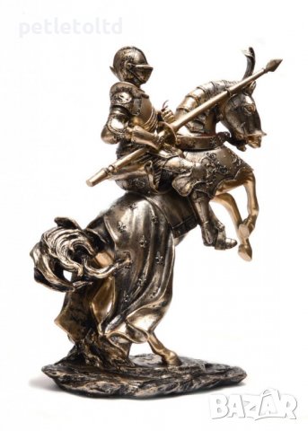 Декоративна фигура Рицар върху изправен кон