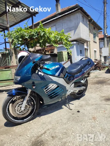 Suzuki RF 900 R 