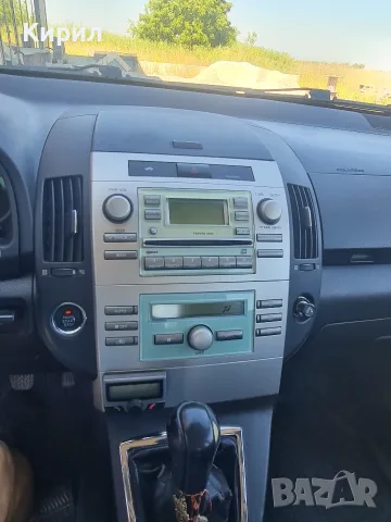 Toyota Corolla Verso, снимка 6 - Автомобили и джипове - 56333645