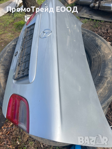 Заден капак багажник Мерцедес ЦЛК Mercedes CLK W208 , снимка 2 - Части - 44806163