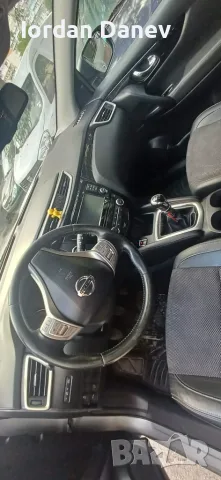 Nissan qashqai 1.6 dci 2015 Tekna, снимка 13 - Автомобили и джипове - 56533219