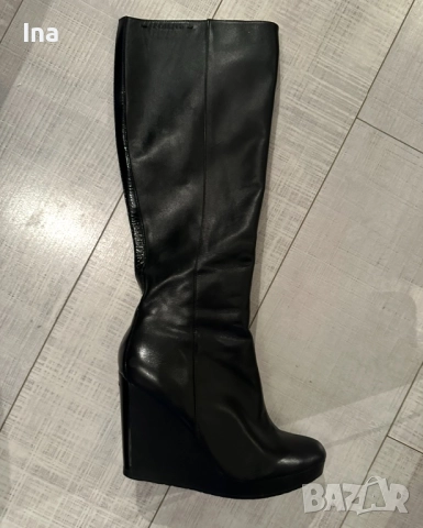 Едтествена кожа ботуши келвин клайн, снимка 3 - Дамски ботуши - 51762831