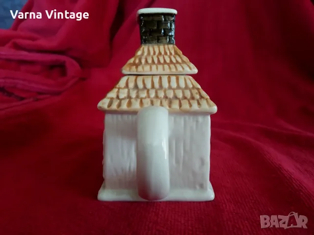 Колекционерски декоративен порцеланов чайник, снимка 4 - Антикварни и старинни предмети - 49814909