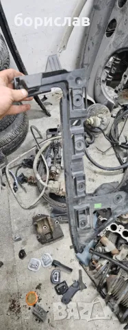 Заден десен държач за задна броня за Фолксваген Пасат б6 , снимка 2 - Части - 47907409