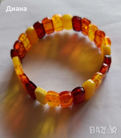  Гривни , обеци,медальон,закопчалки за гердани от естествен кехлибар, снимка 5 - Гривни - 22773361