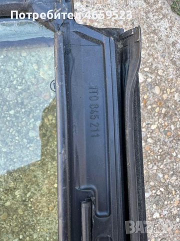 Уплътнения околу стъклта на задна лява врата на Vw Touran 1t0845211 само за 20лв., снимка 5 - Части - 52543916