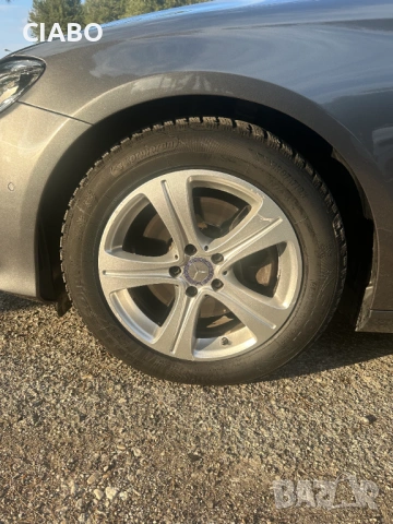 Mercedes-Benz E 200 4MATIC, снимка 4 - Автомобили и джипове - 54165632