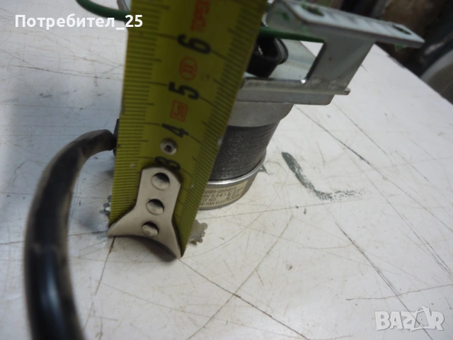 Стъпков ел.мотор, снимка 4 - Електродвигатели - 53941826