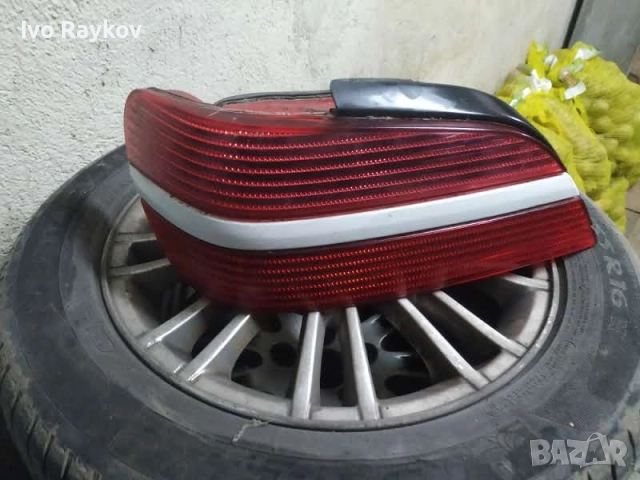 Ляв стоп за Peugeot 406 4 врати. 9630364777