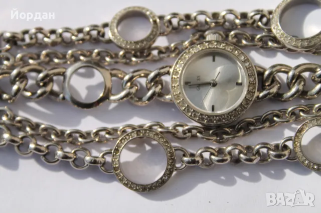 Дамски часовник гривна ''Guess'', снимка 5 - Дамски - 49546707
