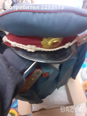 Офицерска униформа Народна милиция, снимка 1 - Антикварни и старинни предмети - 44708700