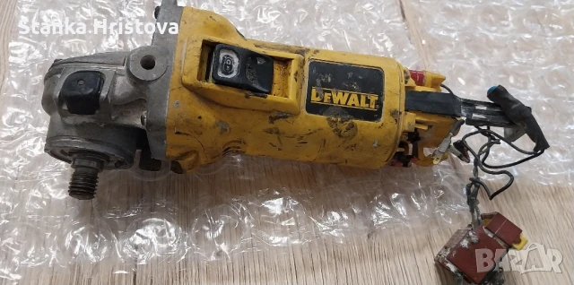 Ъглошлайф Dewalt D 28100-Qs, за части. 