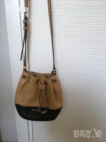 Michael Kors малко бижу 100% оригинална чанта, снимка 11 - Чанти - 35308280