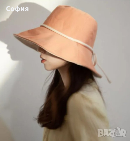 Красива дамска шапка с панделка в модерни нежни цветове, снимка 2 - Шапки - 44744401