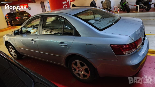 Продвам Hyundai Sonata 2.0i Газ/бензин, снимка 17 - Автомобили и джипове - 52690918