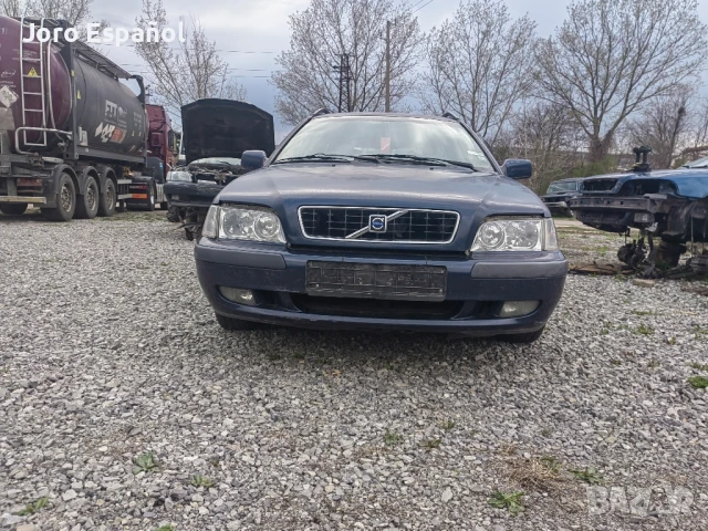 Volvo V40 1.9 115 HP , снимка 1