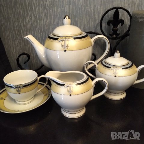 Намален Арт деко порцеланов сервиз 60 те години  