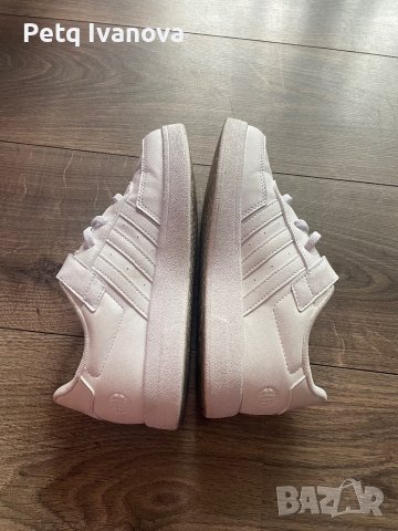 Кецове Adidas, снимка 3 - Детски маратонки - 42823712