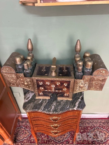 Античен ваксаджийски тезгях / комплект за обувки – месинг и стъкло, снимка 2 - Антикварни и старинни предмети - 53922903