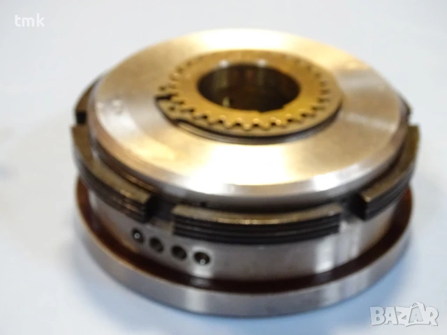 Електромагнитен съединител ZF EK 10 dC Electromagnetic multiplate clutch 24VDC, снимка 7 - Резервни части за машини - 50939063
