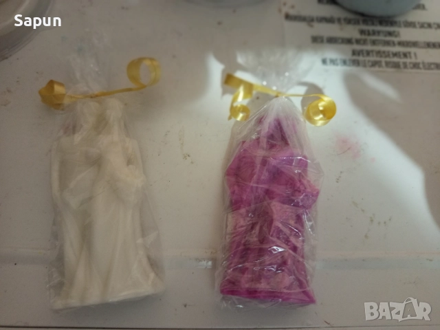 ПОдарък за гости на сватба , модел  „Младоженци“