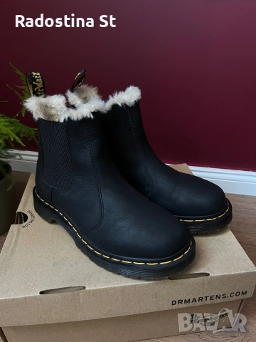 Dr. Martens 2976 Faux Fur Боти, снимка 2 - Дамски боти - 52123776