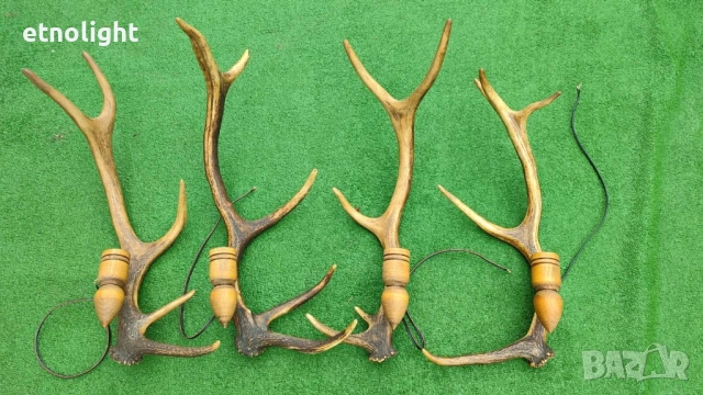 Стенна лампа -аплик с рога и ръчно изработена дървена чашка 