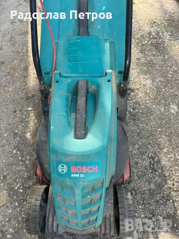 Електрическа косачка BOSCH