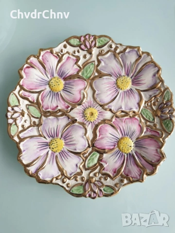 Kensington 22см/Кенсингтън стара английска порцеланова чиния/релефна-флорална