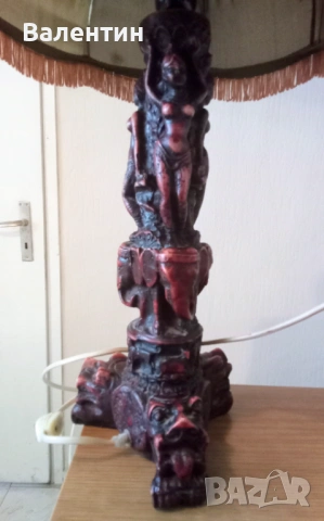 Висока настолна лампа, снимка 3 - Настолни лампи - 54236677