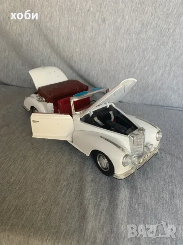 кобичка  Mercedes-Benz 300 S от 1955 г 1:18, Maisto., снимка 4 - Колекции - 55970676