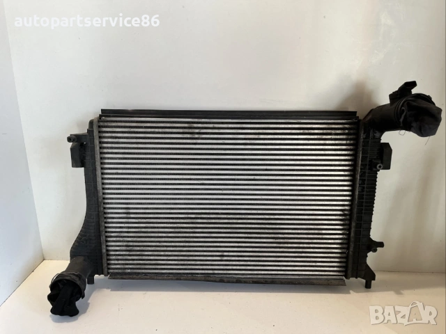 Радиатор на интеркулер за Skoda Octavia 2.0 TDI 4x4 (2009) 1K0145803AM 