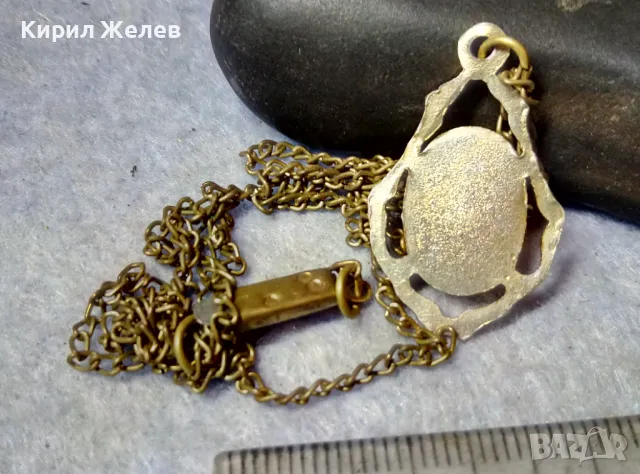 Стара ЗЛАТИСТА ИЗТОЧНОПРАВОСЛАВНА ИКОНКА с МЕСИНГОВА ВЕРИЖКА 48839, снимка 2 - Антикварни и старинни предмети - 48818628