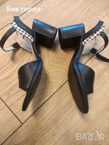 Като нови Сандали на Габина gabina и обувки на Пещера , снимка 4 - Сандали - 37840197
