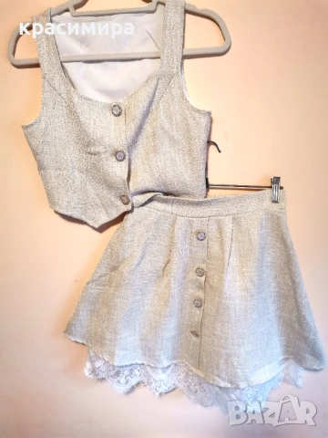 Комплект пола и елек с френска дантела 