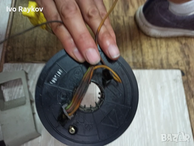 Датчик ъгъл на завиване лентов кабел Мерцедес 0015423918, снимка 5 - Части - 51381329